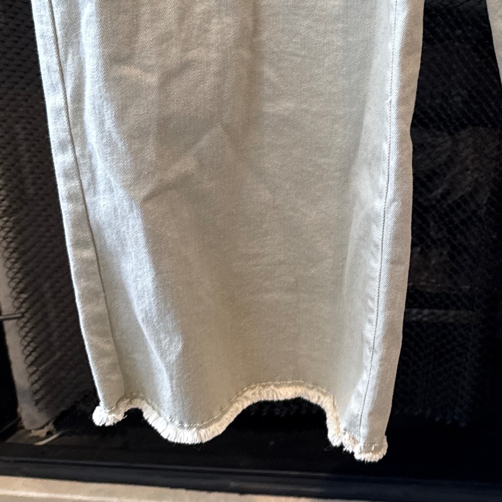 Tan Cropped Wide Bottom Jeans - Picture 2 of 5
